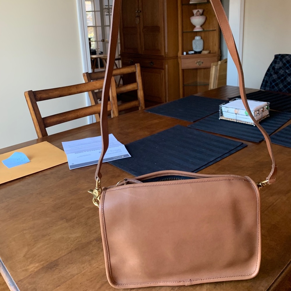 Coach Purse - Picture 5 of 8